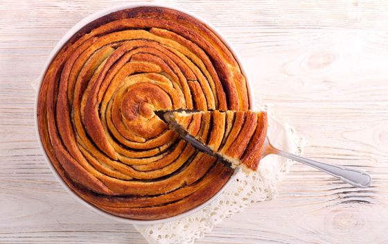 Cimet-rolice kao torta