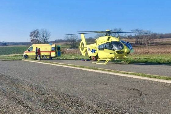 Helikopter hitne pomoći na intervenciji