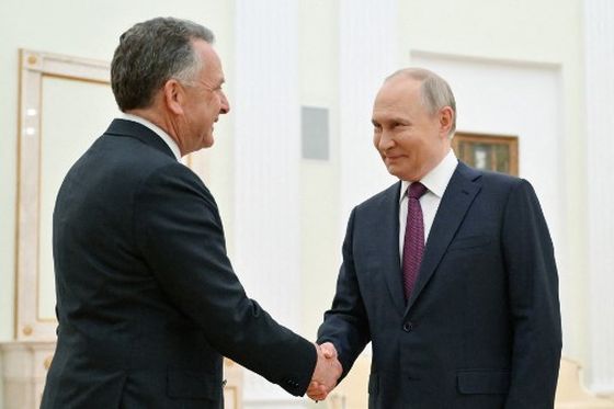 Trumpov izaslanik Steve Witkoff i ruski predsjednik Vladimir Putin