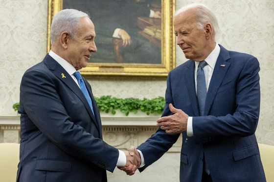Joe Biden je u razgovoru s Benjaminom Netanyahuom naglasio hitnost prekida vatre u Gazi.