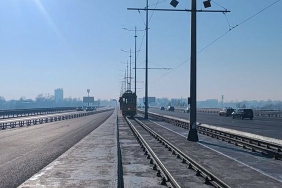 Tramvaj na zagrebačkom Jadranskom mostu