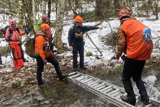 Dva muškarca pronađena mrtva