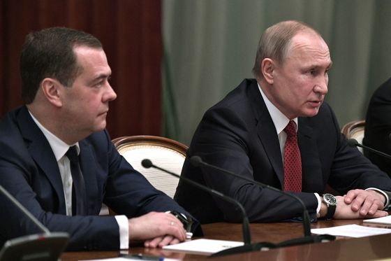 Dimitrij Medvedev i Vladimir Putin