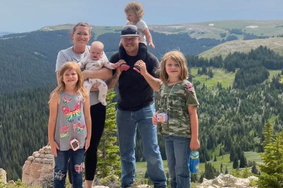 Obiteljska fotografija žene koja je ubila svoje četiri kćeri