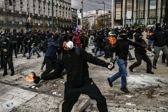 Sukob prosvjednika i policije u Ateni - 2