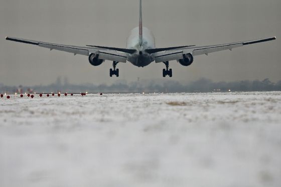Avion, ilustracija (Foto: AFP)