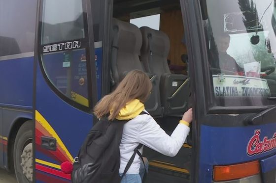 Autobus, ilustracija - 3