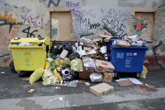Treći dan štrajka radnika Čistoće gomila se otpad u Zagrebu - 41