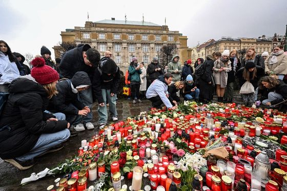 Oproštaj od ljudi stradalih u pucnjavi na praškom faklutetu