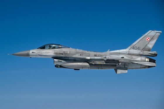 F-16