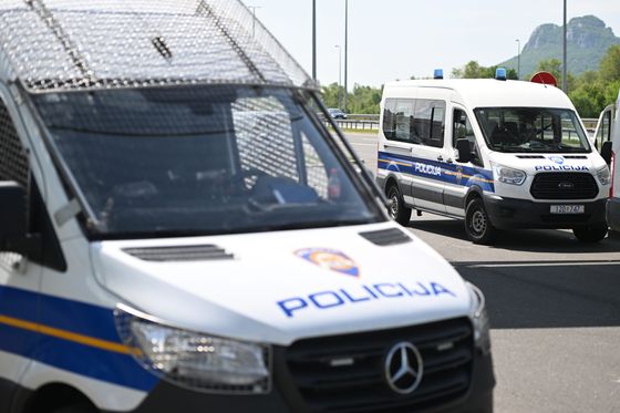 Policija