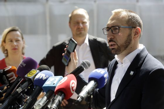 Tomašević predstavio nove podzemne spremnike za otpad - 12