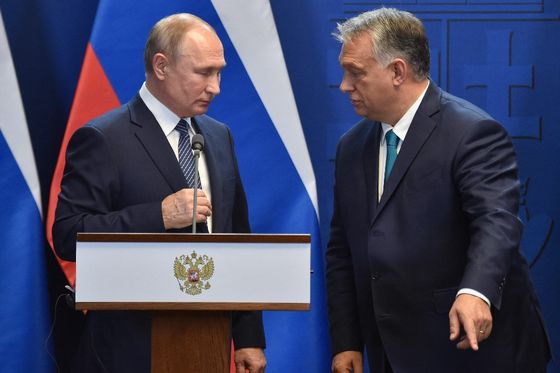 Vladimir Putin, Viktor Orban - arhivska fotografija