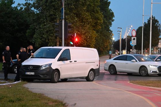 U blizini poduzeća, zaštitar je upotrijebio vatreno oružje
