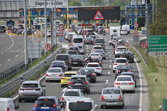 Gužva na naplatnim kućicama