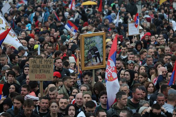 Masovni prosvjed u Beogradu