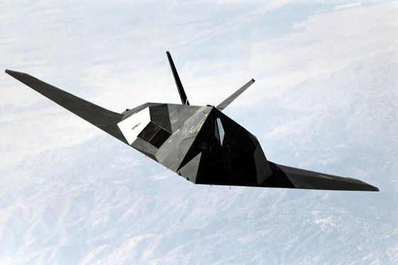 F-117 u letu prema Europi i potencijalnoj intervenciji u SR Jugoslaviji