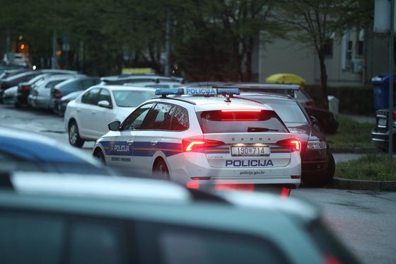 Policijski očevid nakon ubojstva žene na području zagrebačkih Vrbana - 15