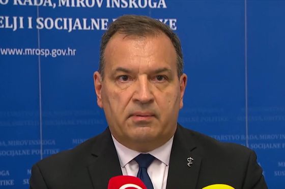 Vili Beroš, ministar zdravstva