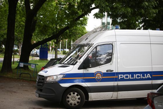 Policija