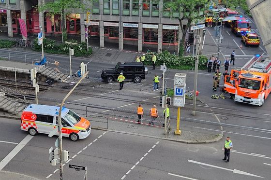 Mjesto naleta automobila u Stuttgartu