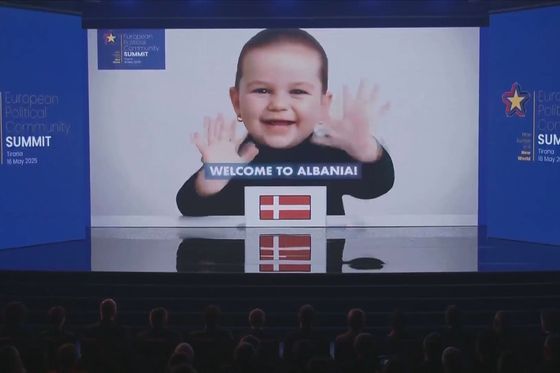 Summit Europske političke zajednice - 1