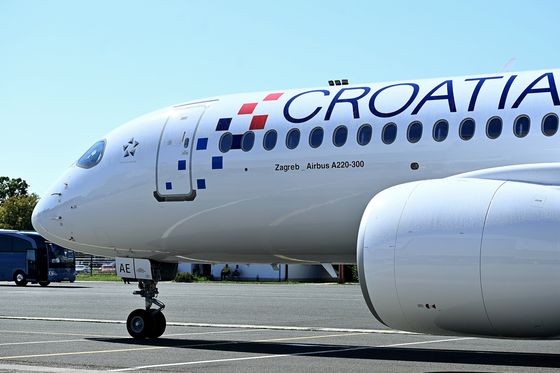 Zrakoplov Croatia Airlinesa, ilustracija