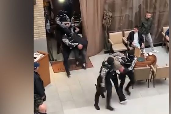 Uhićenje u trgovačkom centru u Beogradu