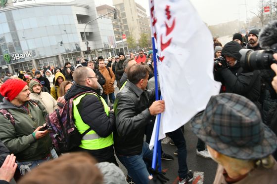 Incident na prosvjedu u Novome Sadu