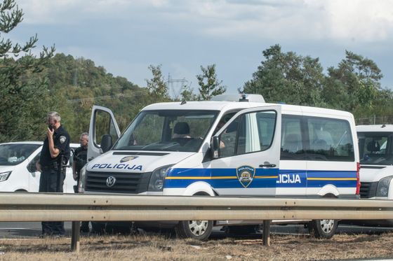 Policija