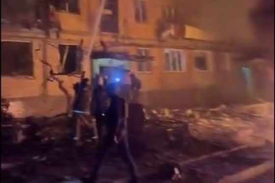 Pogođena zgrada u Harkivu