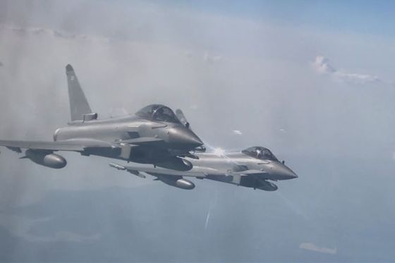 Avion u letu (Foto: Dnevnik.hr)