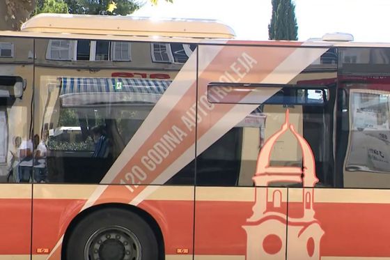Autotrolej autobus