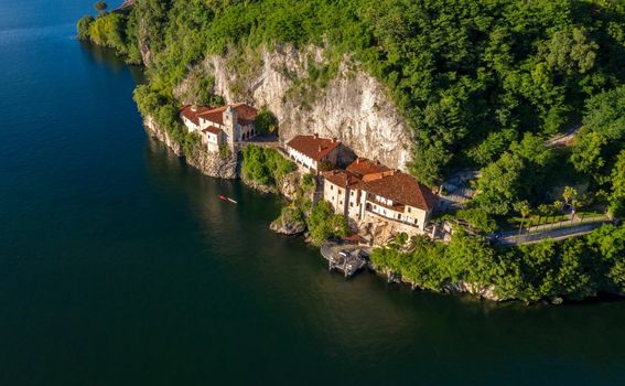 Santa Caterina del Sasso - 9