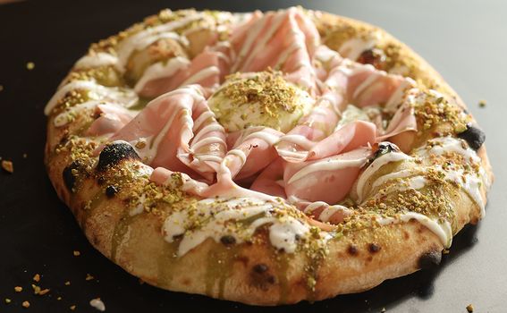 OMERTÀ Pizza Contemporanea by Enes Hrnjić  - 6