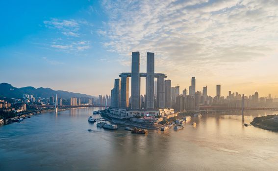 Raffles City Chongqing je kompleks u Kini koji se sastoji od osam zapanjućih nebodera
