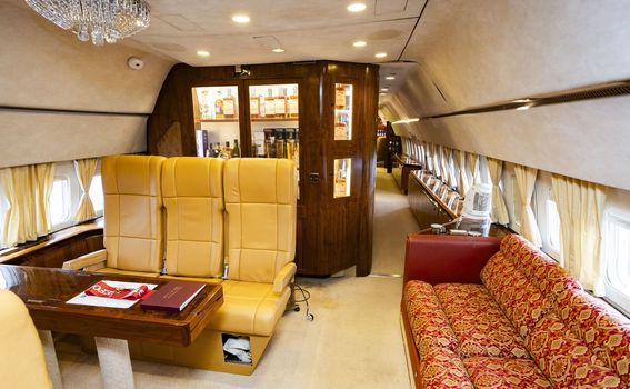 Bivši avion Pabla Escobara pretvoren je u Airbnb - 5