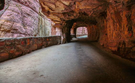Tunel Guoliang u Kini - 2