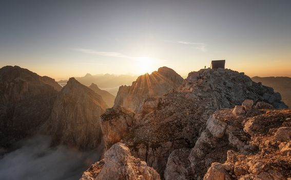 Planinarsko sklonište u sjećanje na Lucu Vuericha u Julijskim Alpama - 3