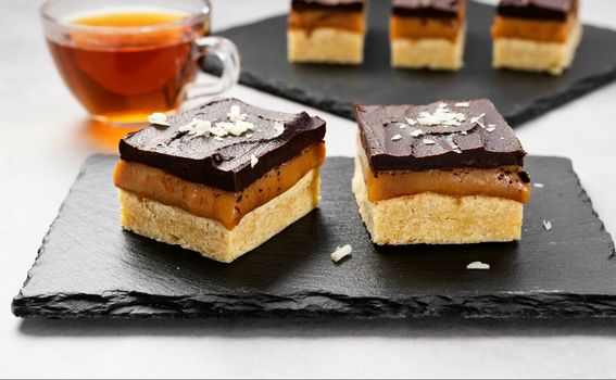 Shortbread millionaire ili kolač milijunaša