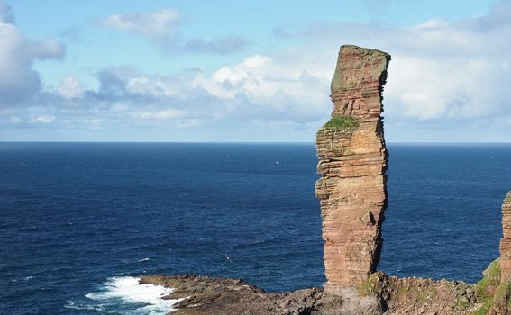 Starac s Hoya / The Old Man Of Hoy - 1