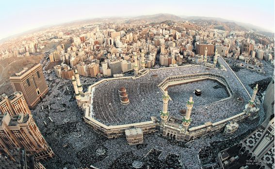 Velika džamija u Meki može odjednom primiti velik broj vjernika