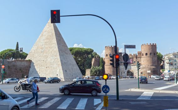 Cestijeva piramida u Rimu - 2