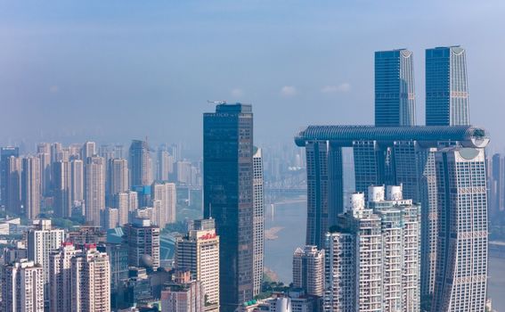 Crystal, horizontalni neboder