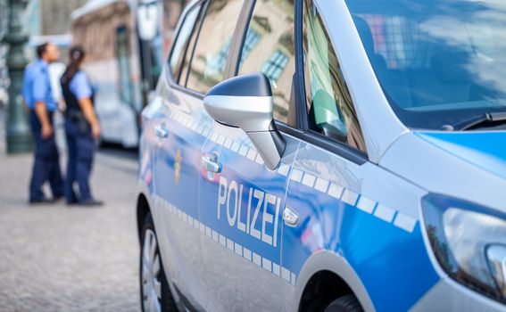 Prema policajcima u Njemačkoj treba se odnositi s posebnim poštovanjem