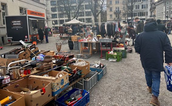 Buvljak Flohmarkt Kanzlei u Zürichu - 4