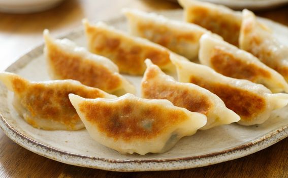 Japanski jastučići od tijesta gyoze