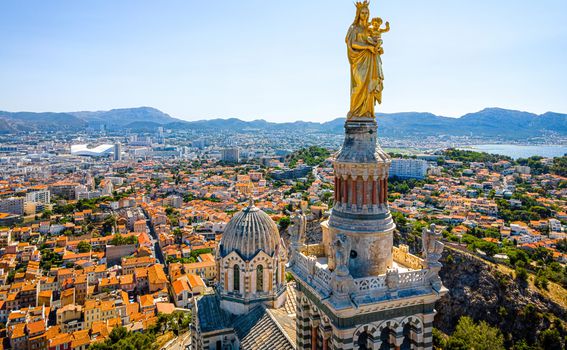 Marseille jedan je od najvećih i najstarijih francuskih gradova