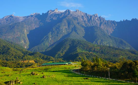 Planinu Kinabalu UNESCO je 2000. godine uvrstio na popis Svjetske baštine