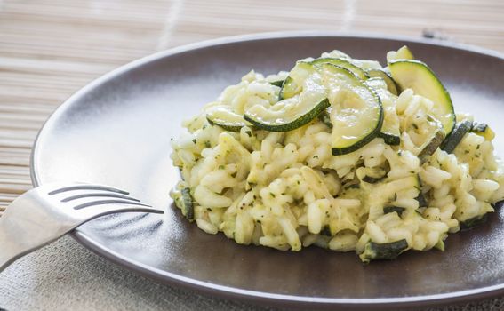 Kremasti rižoto s tikvicama